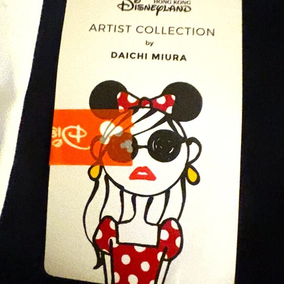 Disney Hong Kong drawstring bags (2) Front and Back Designs NWT Collectible - Picture 9 of 12